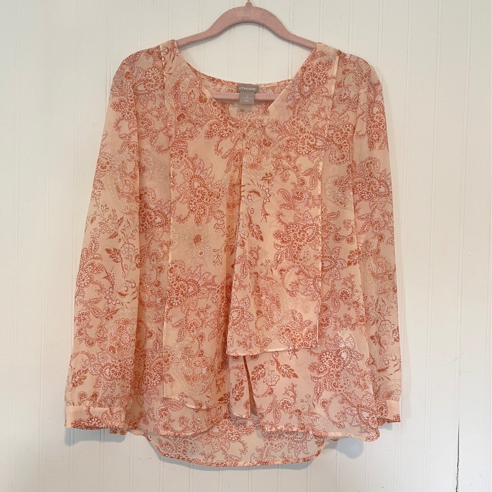 Chicos Top Womens sz 0 S Peach Orange Paisley Floral Tiered V-Neck Blouse